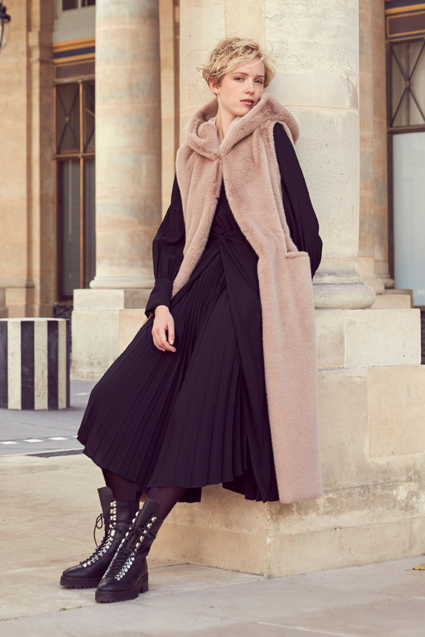 専用　レモンプレットFAUX FUR LAON HOODED MAXI VEST Lemonplet(レモンプレット)｜FAUX FUR LAON HOODED MAXI VEST/BEIGE の