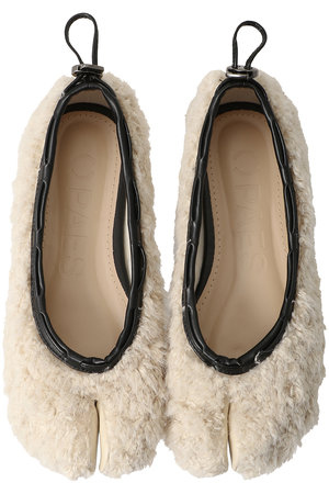 ペイズ/PAESのTeddy String Flat(130400/130401)