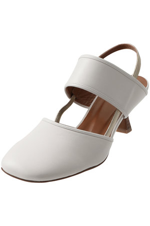 リュニック エ モア/L'unique et moiのDate バックストラップパンプス(130100/130103)