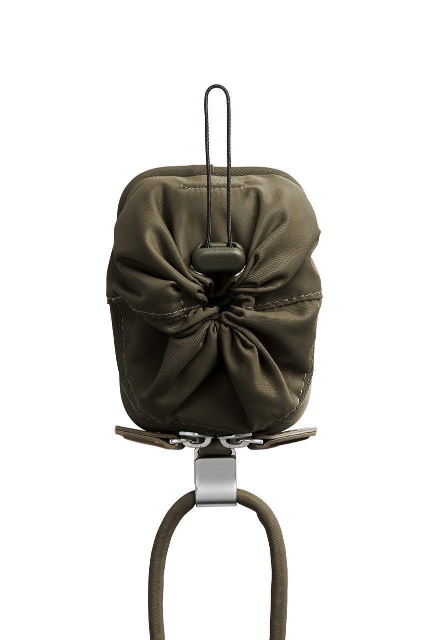 デタッチャブルストラップ付ナイロンパース(iPhoneアクセサリー )