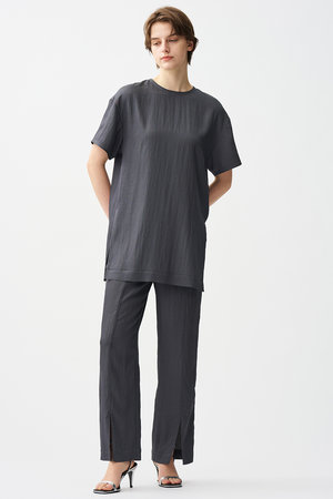 アンクレイヴ/uncraveのドレープツイル スリットパンツ(110600/110601)