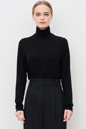 アンクレイヴ/uncraveのリヨセルカシミヤベア タートルトップス(110300/110301)