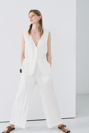 アンクレイヴ/uncraveのマシーンプリーツ ギャザーパンツ(110600/110601)