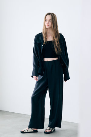 アンクレイヴ/uncraveの【4/15 12:00販売開始】リヨセルシルクローン ギャザーパンツ(110600/110601)