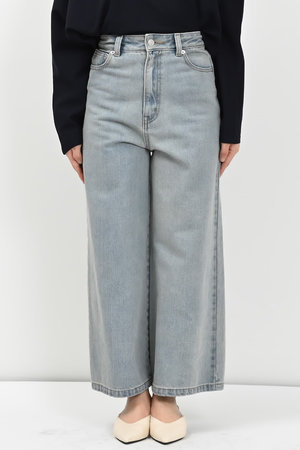 エストラータ/STRATAの【COHINA】KUROKI DENIM フレアワイド(110600/110604)