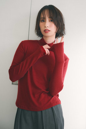 エストラータ/STRATAのチュールドッキングウールテレコトップス