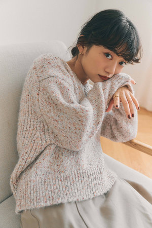 エストラータ/STRATAのヴィンテージライクミックスヤーンニット