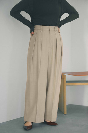 エストラータ/STRATAのウールツイル2タックスラックス(110600/110601)