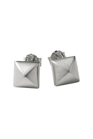 カドー/CADEAUXのシルバースタッズ ピアス(150100/150101)