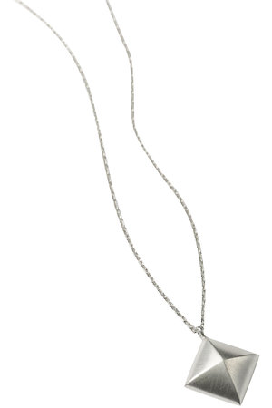 カドー/CADEAUXのシルバースタッズネックレスM