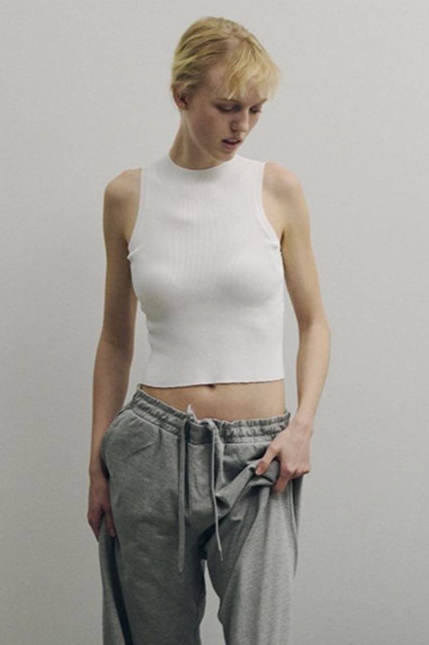 【NICENICE MOMENT】CROPPED クルーネックニット 別注】＜NICENICE MOMENT for conte＞CROPPED クルーネックニット