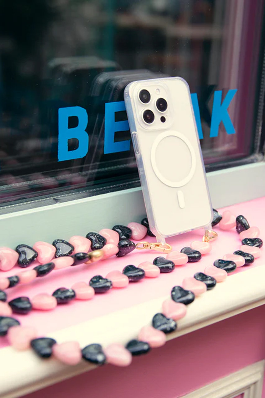 未使用　LOUVINI iPhone14 スマホケース LOUVINI】スマートフォンケース LOU KHAKI – R deco interiors