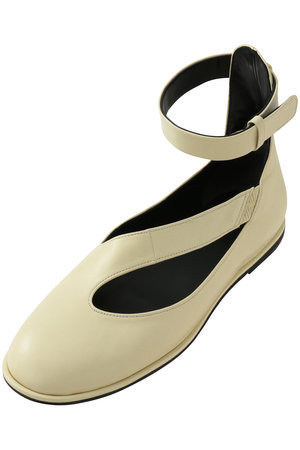 カチム/KATIMのMTK アンクルストラップシューズ(130400/130401)