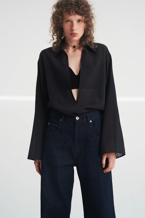 ヴェニカ/VenicaのVneck blouse(110400/110403)