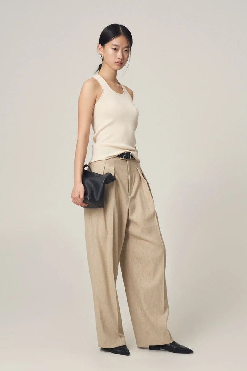 Venica(ヴェニカ)｜double tuck cocoon pants/TBEG の通販｜ELLESHOP