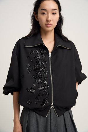 ヴェニカ/VenicaのEclat flower blouson(110800/110802)