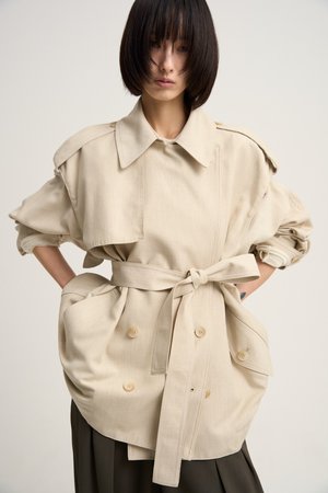 ヴェニカ/VenicaのLouise | 2way over trench coat(110900/110903)