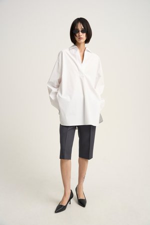 ヴェニカ/VenicaのDolman over skipper shirt(110400/110403)