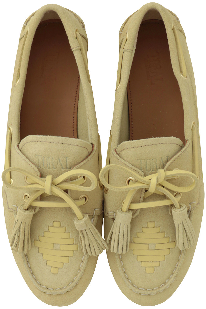 トラル/TORALのタッセル付きメッシュスエードモカシン(バニラ/SHIMA)