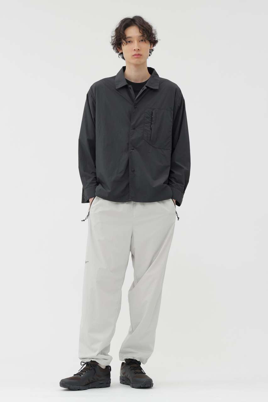 マーガレット・ハウエル メン/MARGARET HOWELL MENのRECYCLE NYLON COMPACT RIPSTOP TROUSERS(グレー/5795245002)