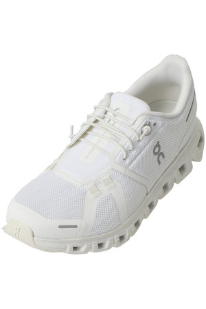 オン/OnのCloud 6 スニーカー(130500/130501)