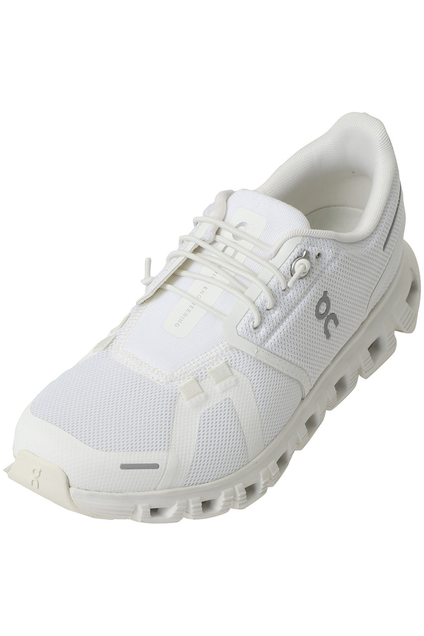 オン/OnのCloud 6 スニーカー(ホワイト/ホワイト/3WF10064653)