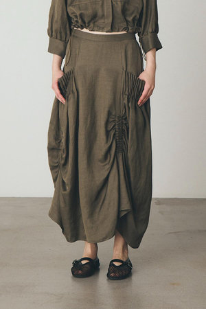 ジュン オカモト/JUN OKAMOTOのレーヨンリネンツイル ギャザードレープスカート(110700/110703)