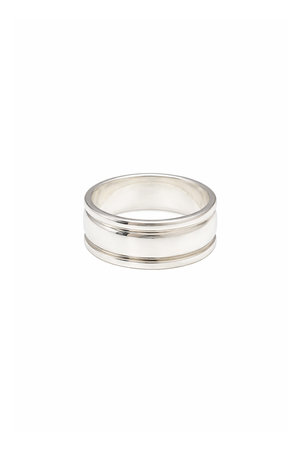 イヴェット/YVETTEのPILLAR リング 06(150400/150401)