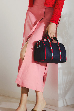 レスポートサック/LeSportsacの【4/15 0:00販売開始】【LeSportsac Atelier】ミディアムWEBボストン(120400/120401)