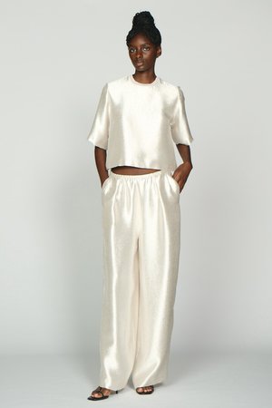 オスロー/OSLOWのシャイニーブライトントップス(110400/110402)