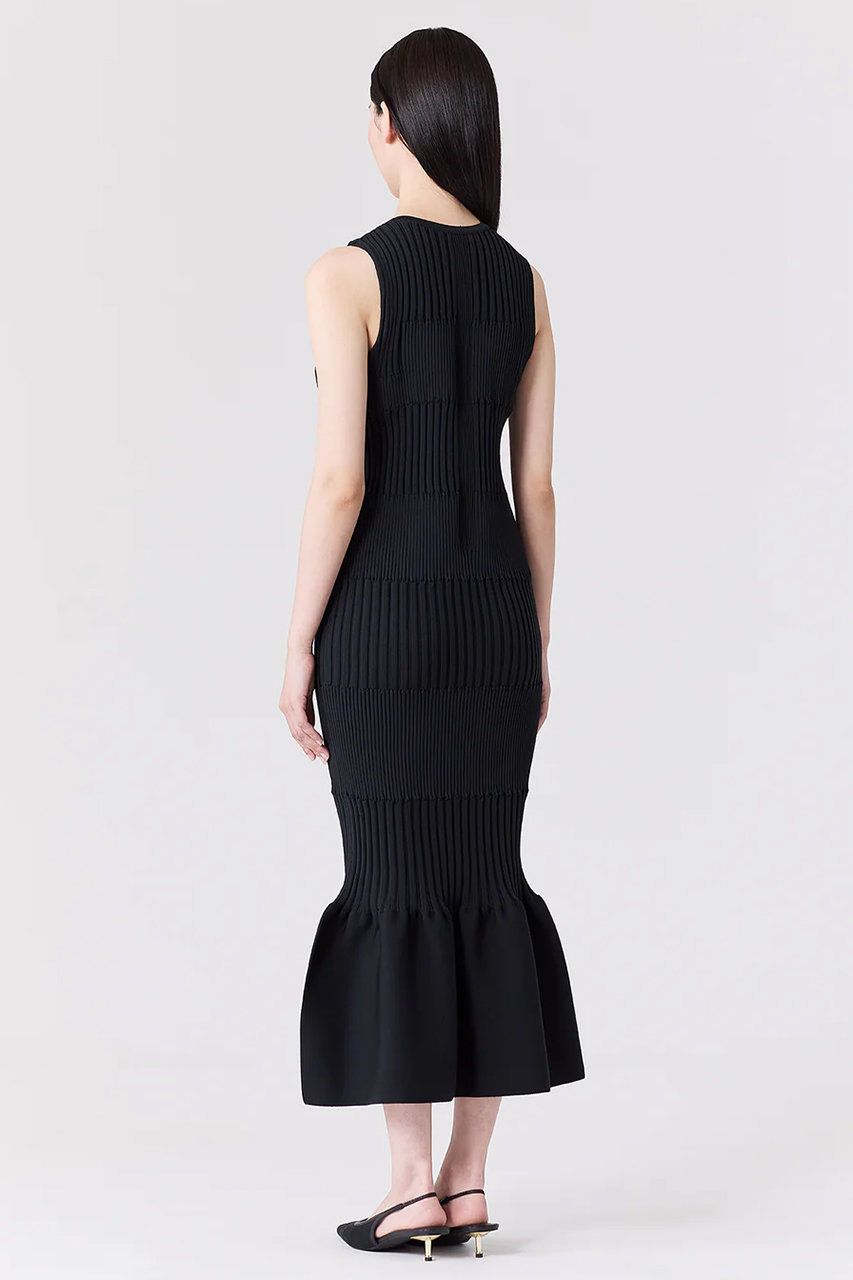 CFCL(シーエフシーエル)｜FLUTED SLEEVELESS MERMAID DRESS/BLACK の