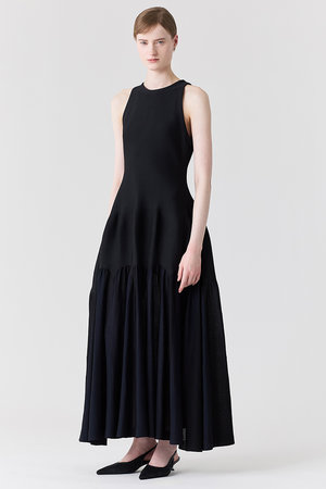 シーエフシーエル/CFCLのARCHED SLEEVELESS DRESS(110500/110502)