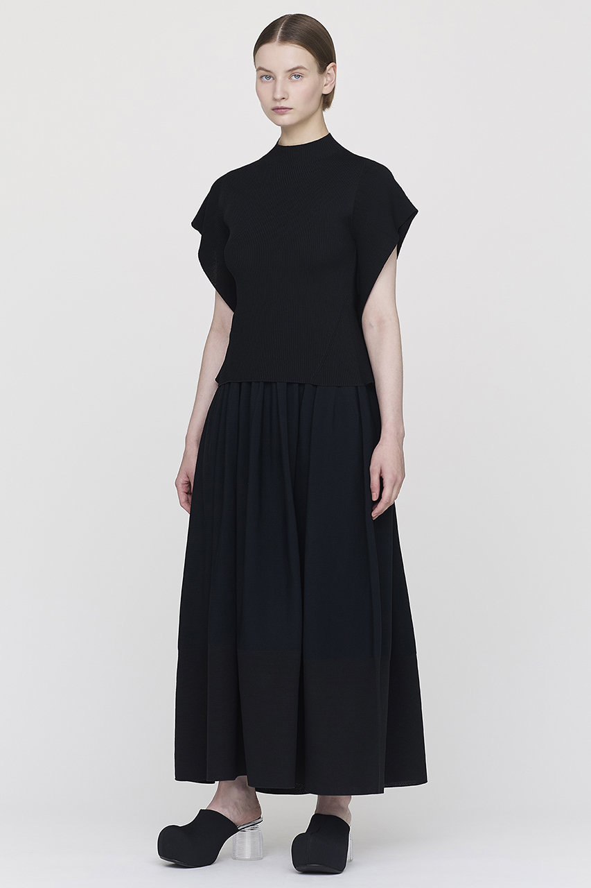CFCL(シーエフシーエル)｜PORTRAIT CREASE TOP トップ/BLACK の通販