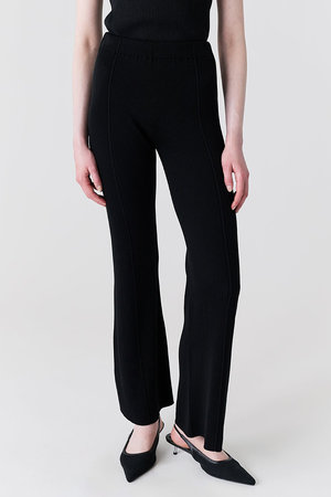 シーエフシーエル/CFCLのSOFT PORTRAIT TIGHT FLARE PANTS(110600/110601)