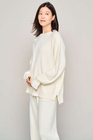 リファ/ReFaの【予約販売】【UNISEX】フラッフィーニット プルオーバー(111000/111001)
