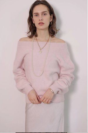 カデュネ/CADUNEのカシミヤブレンドファー加工オフショルニット(110300/110301)