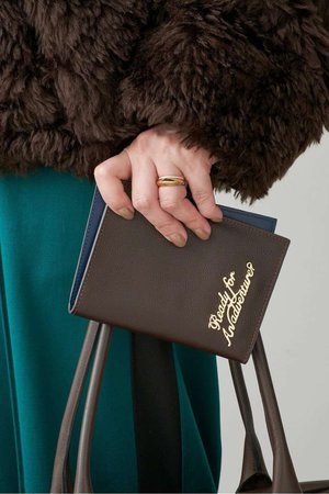 ドゥーズィエムクラス/Deuxieme ClasseのBTN Passport Holder(149900/149999)
