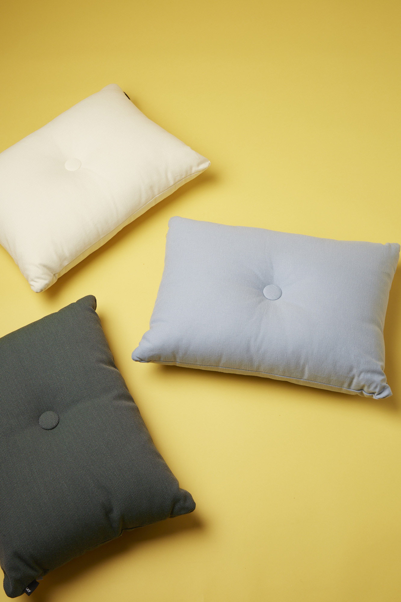 HAY(ヘイ)｜Dot Cushion Steelcut Trio/Green の通販｜ELLESHOP