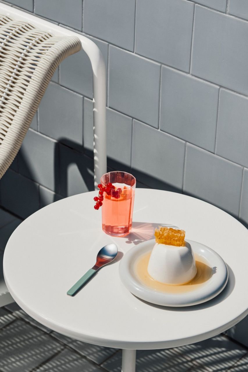 HAY(ヘイ)｜BARRO PLATE SET OF 2 Φ18/Off-white の通販｜ELLESHOP