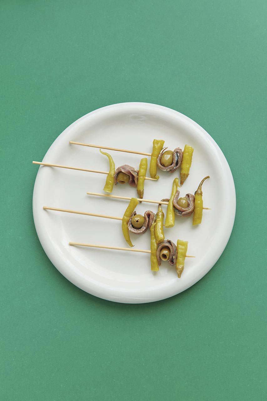 HAY(ヘイ)｜BARRO PLATE SET OF 2 Φ24/Off-white の通販｜ELLESHOP