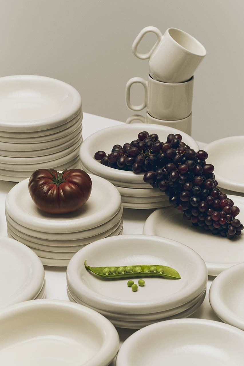 HAY(ヘイ)｜BARRO OVAL DISH S/オフホワイト の通販｜ELLESHOP・(エル