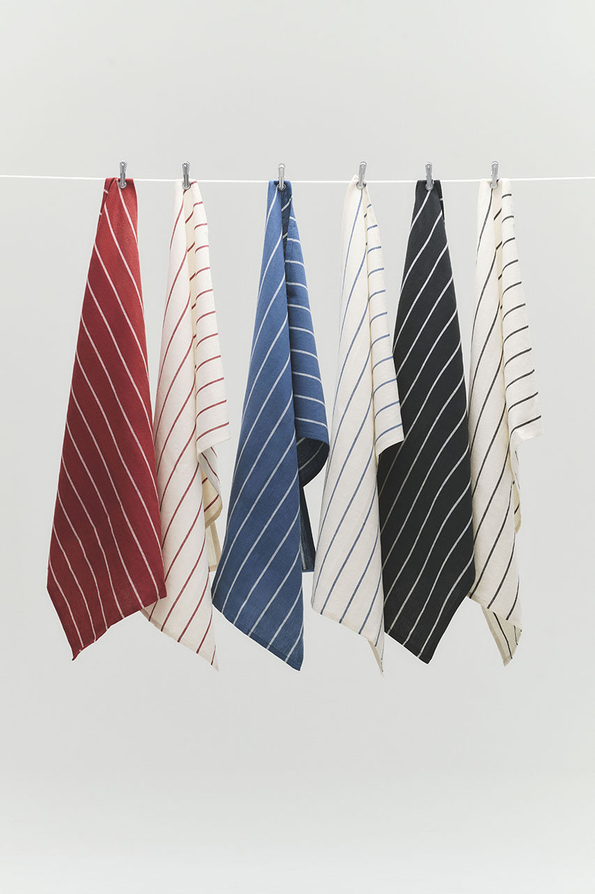 TEIKYO 袋 Hayle非売品 HAY(ヘイ)｜OUTDOOR MARKET TEA TOWEL/ベージュ＆レッド の通販