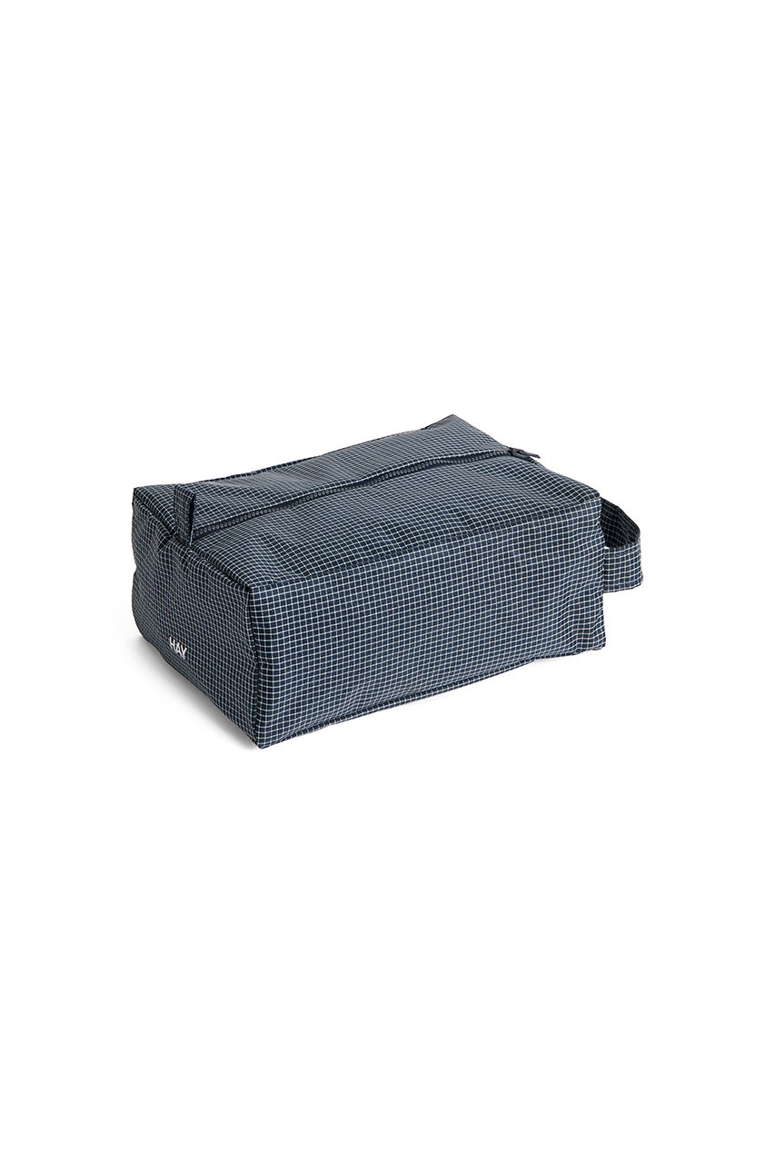 ヘイ/HAYのGRID WASH BAG S(ダークブルー/AF781-A601-AF61)