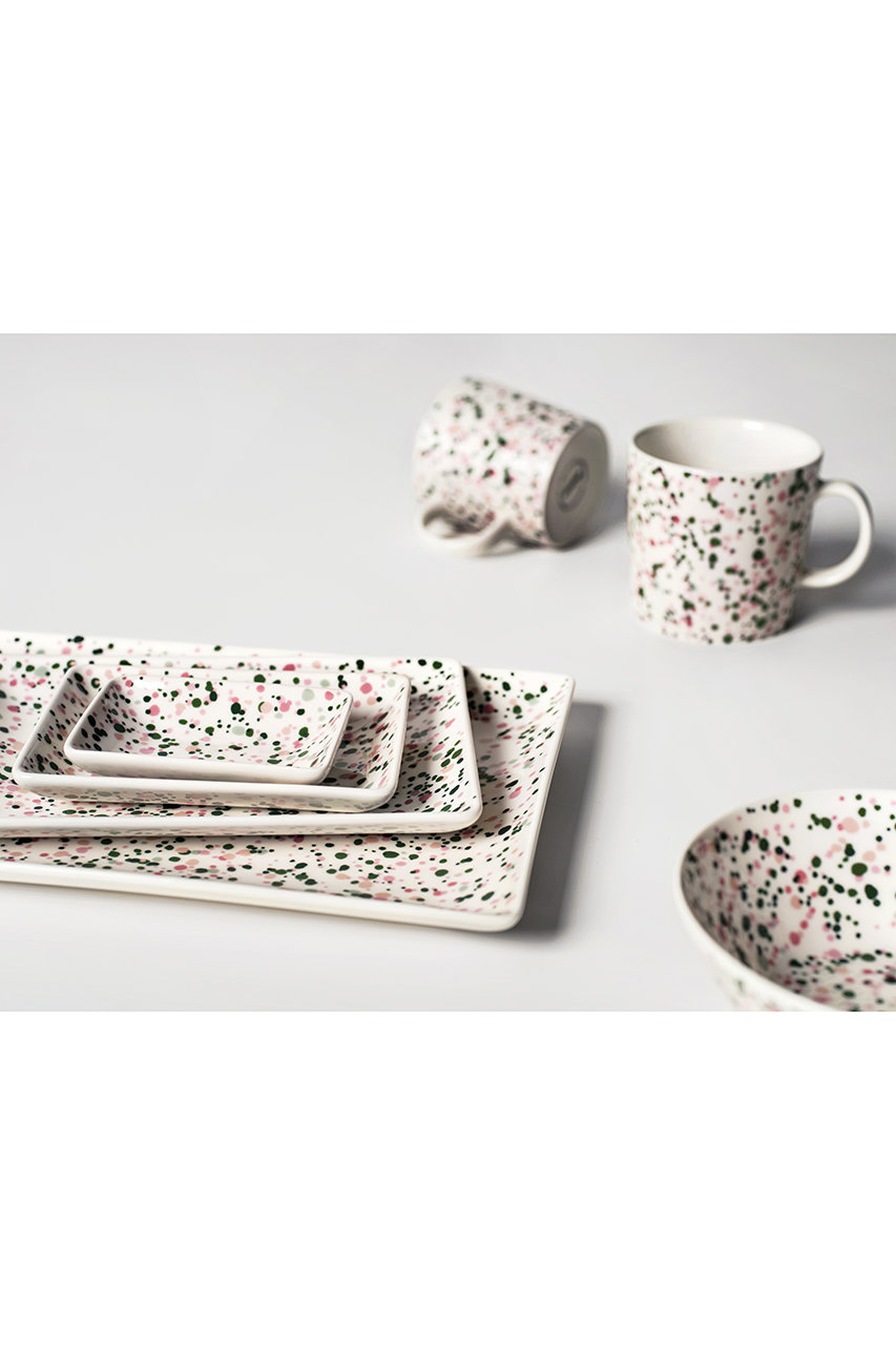 iittala(イッタラ)｜ヘレ A6プレート 10x15cm/ピンクグリーン の通販｜ELLESHOP・(エル・ショップ)