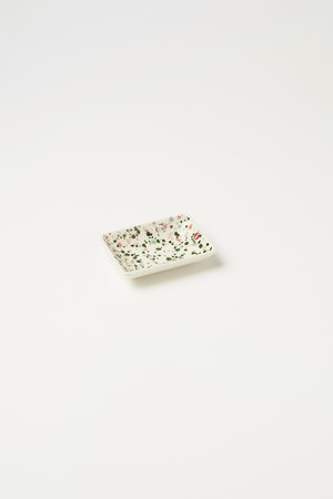 イッタラ/IITTALAのヘレ A7プレート 7x10cm(510100/510101)