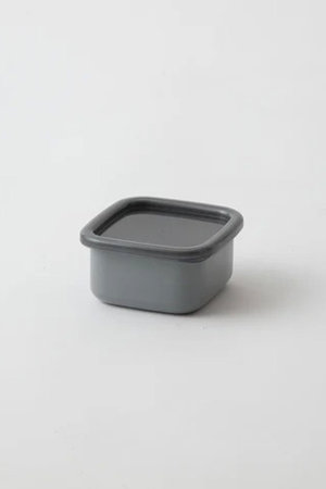 ノダホーロー/野田琺瑯のプラスグレー スクウェア シール蓋付 S(510200/510205)