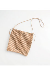 i ro se(イロセ)｜“KAGO” FLAT BAG L/NUDE の通販｜ELLESHOP