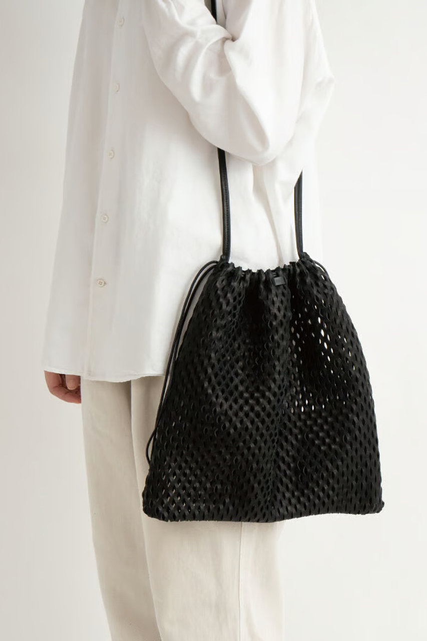 i ro se(イロセ)｜NET SHOULDER BAG - L/BLACK の通販｜ELLESHOP