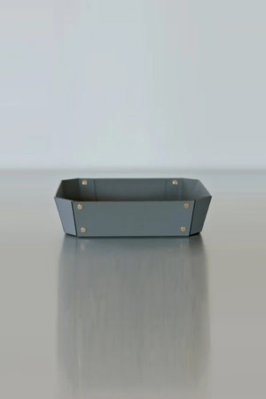8_TRAY / concrete craft M