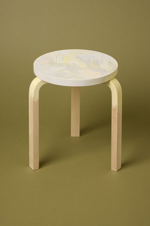 【抽選販売】皆川明さんが絵を描いたスツール 60『青い家』